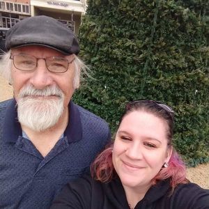 Meet your Posher, Tom